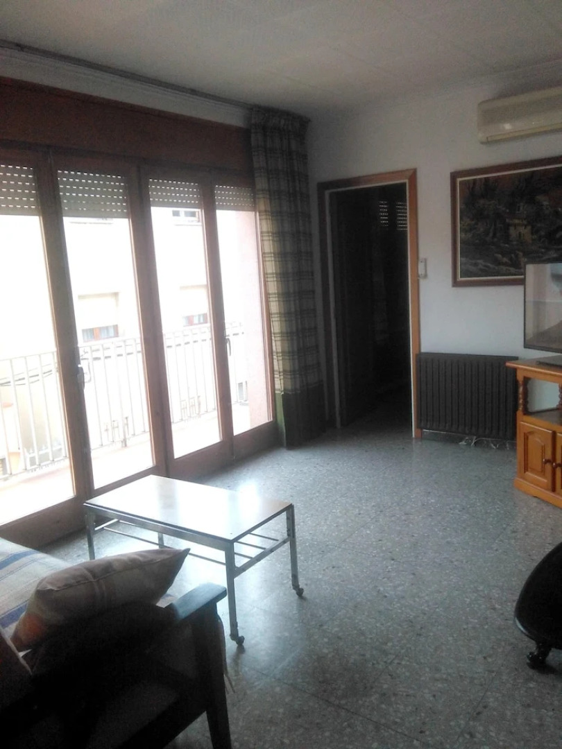 House With 4 Bedrooms in Gironella, With Wonderful Mountain View, Furn