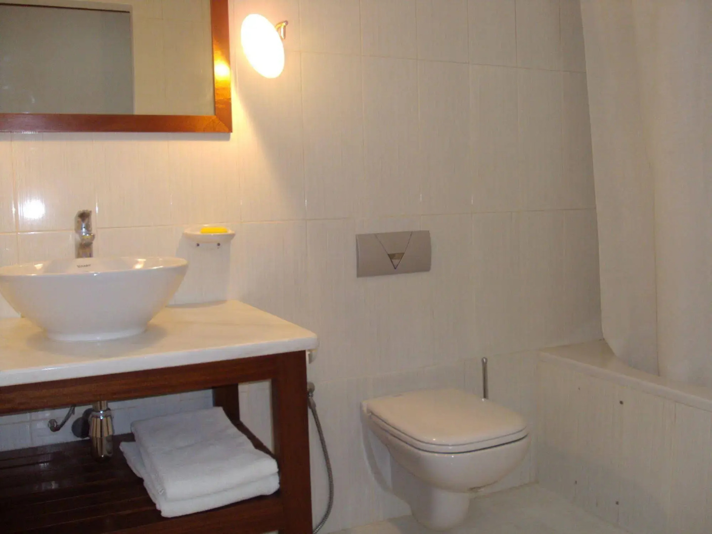 Hotel Corniche Palace