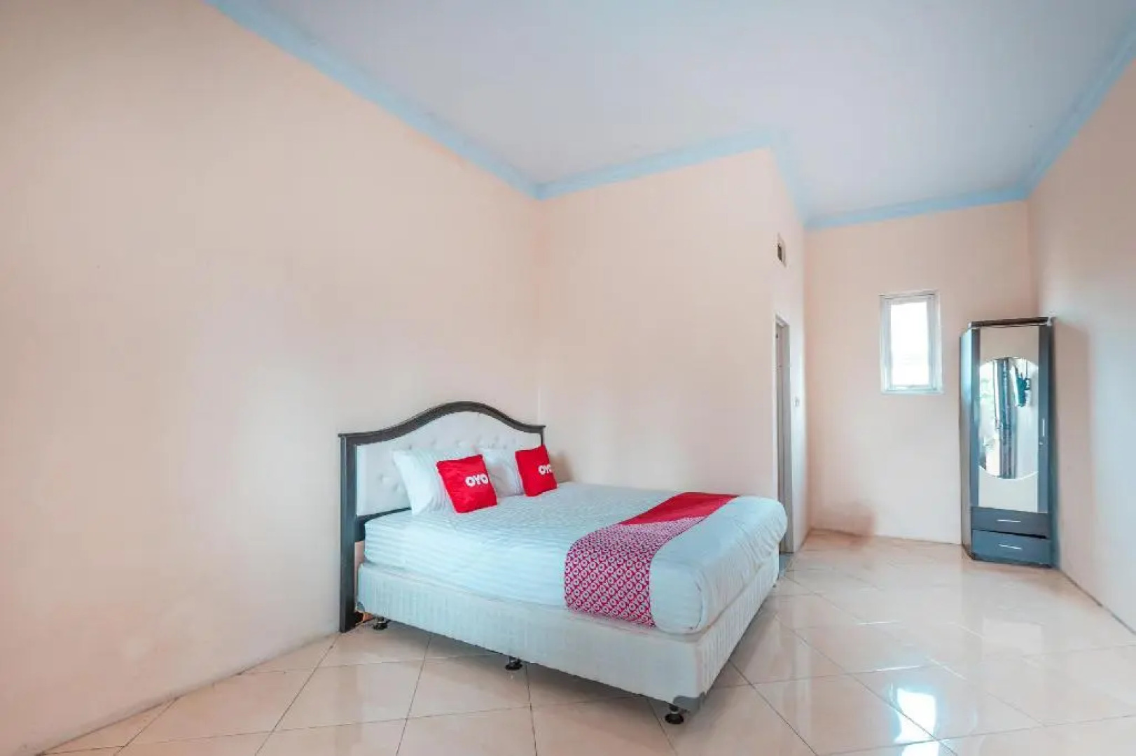 OYO 2137 D'colonel Residence Syariah