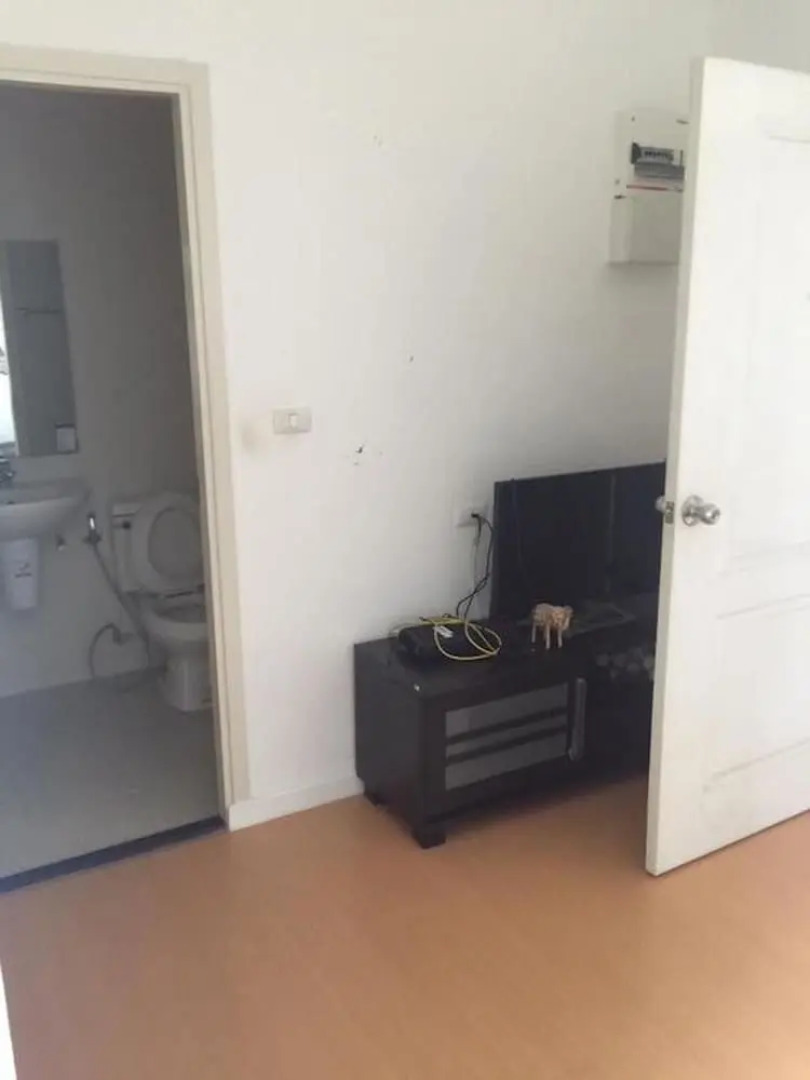 ICONDO Ngamwongwan 1B by Tanny