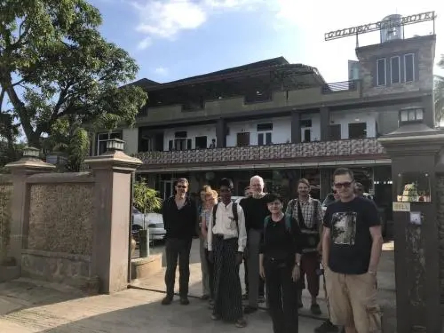 Kayan Golden Sky Motel