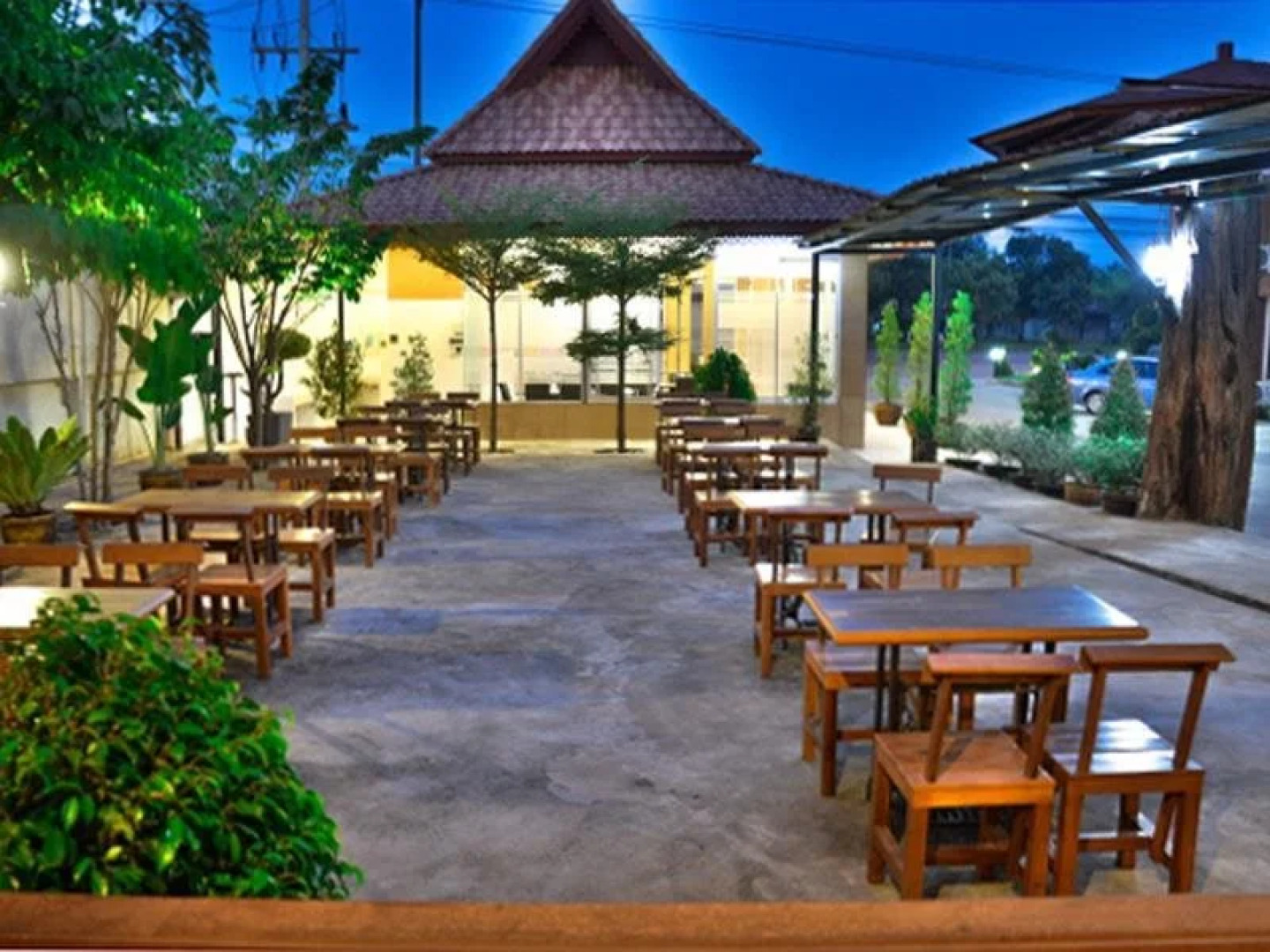 Pakkhat Grand Resort