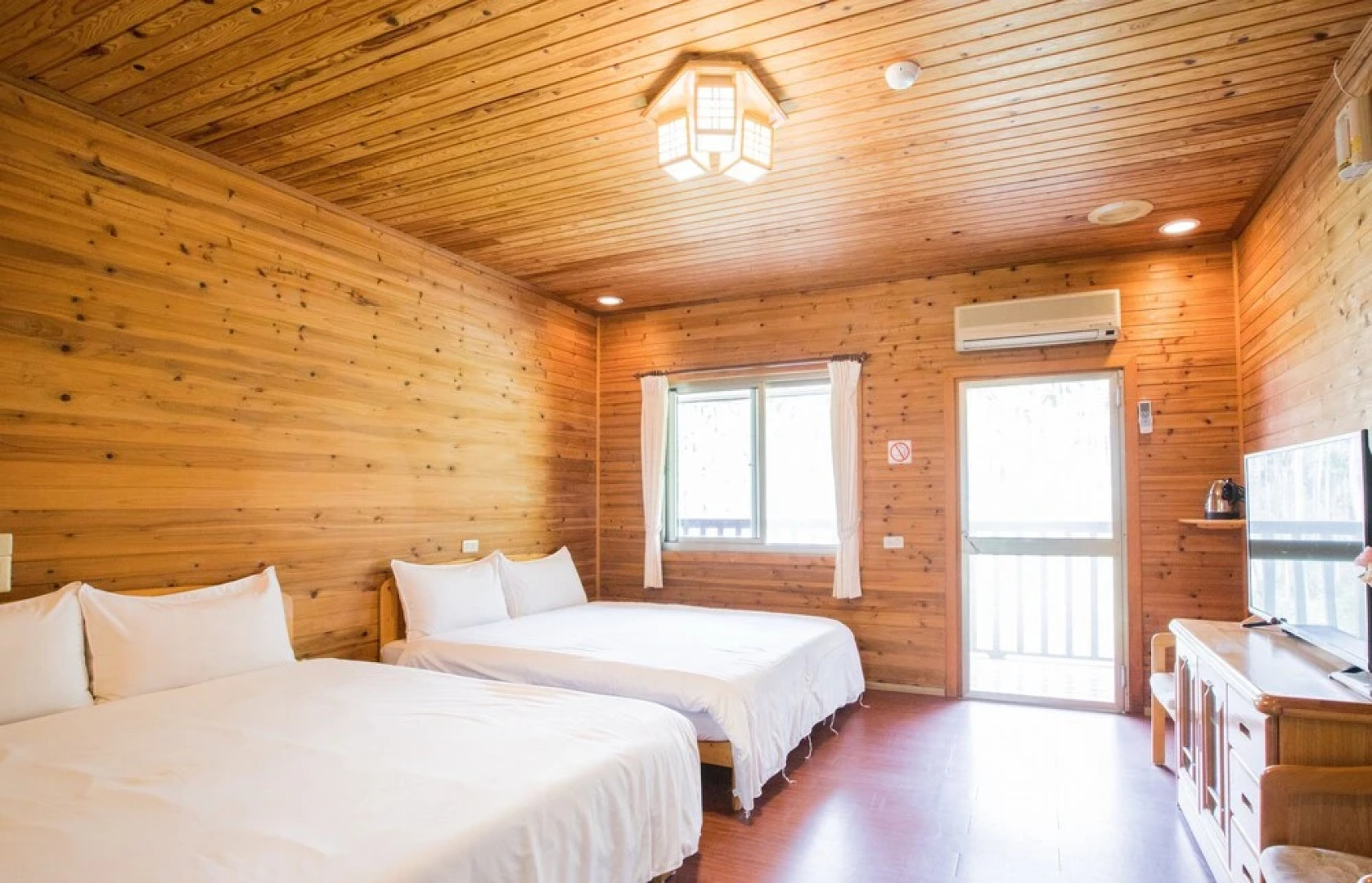 Tian Xiu Mountain Village