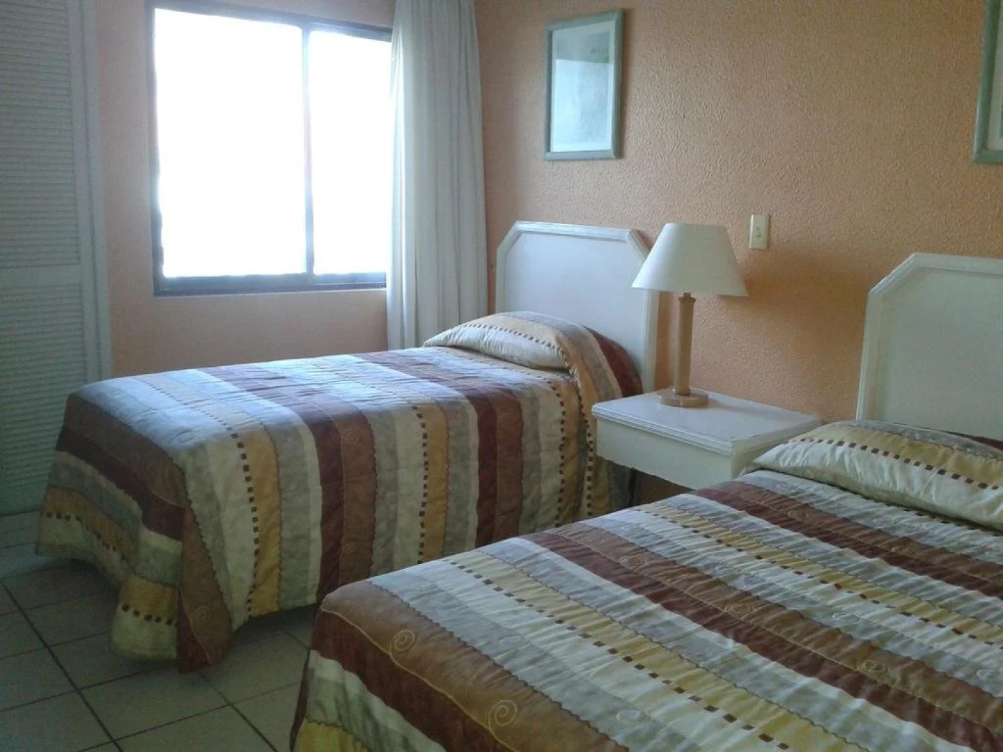 Hotel Paraiso Suites