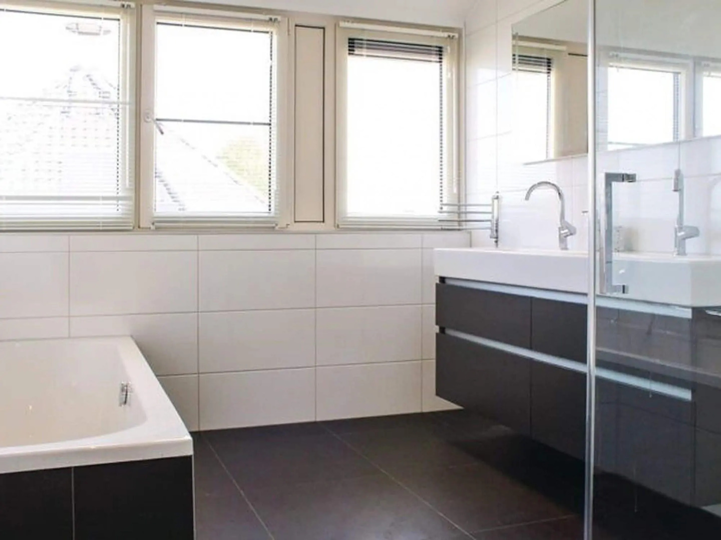 Villa in Friesland With Waterfront Jetty