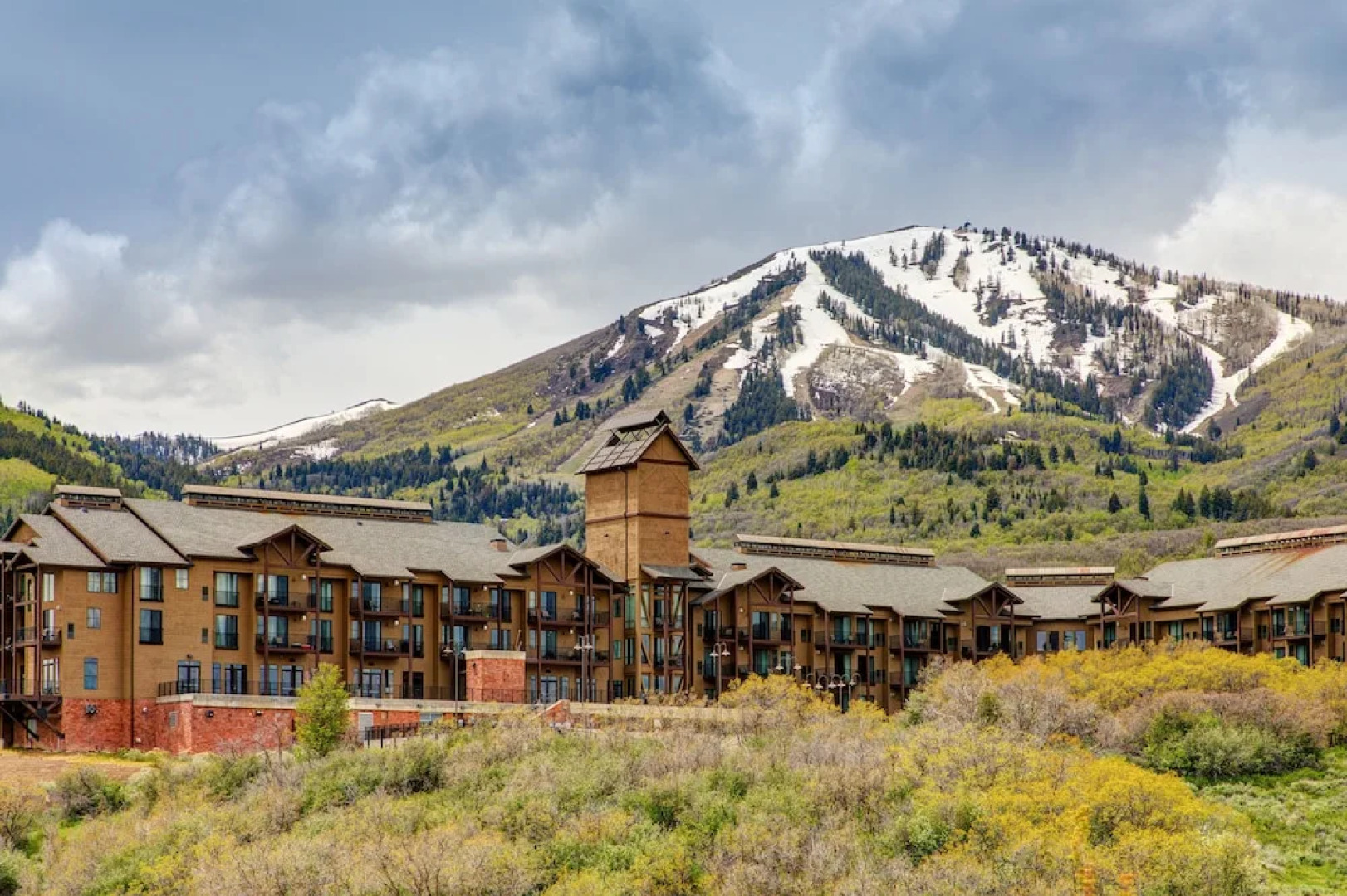 9855 N Vista Drive Condo Unit 101