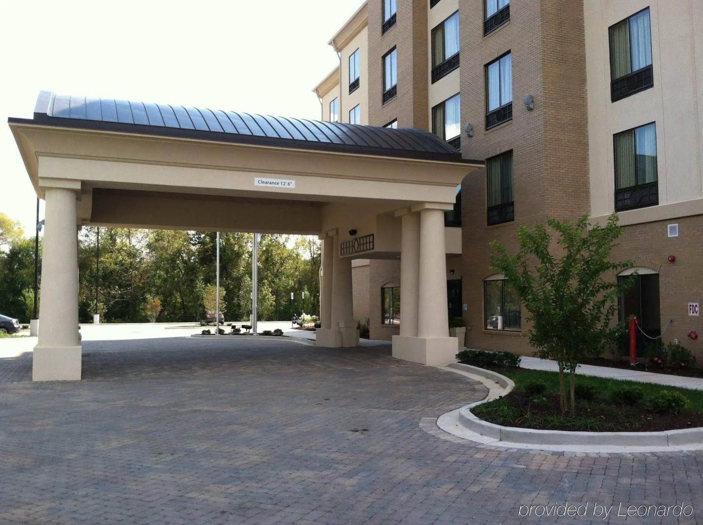 Holiday Inn Express & Suites Oak Ridge by IHG