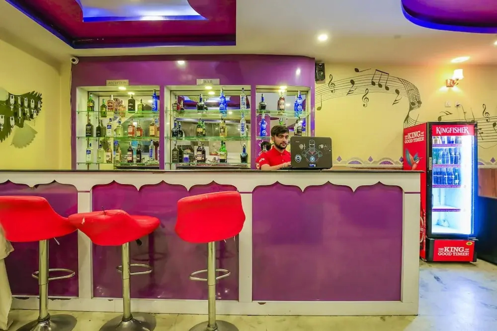 OYO 406 Hotel Diamond