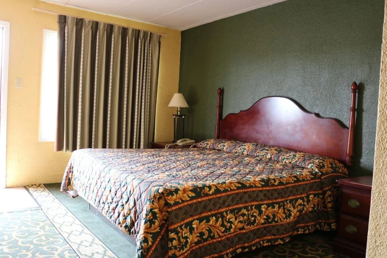 Hotel O Miami Inn & Suites Chicago Midway Airport