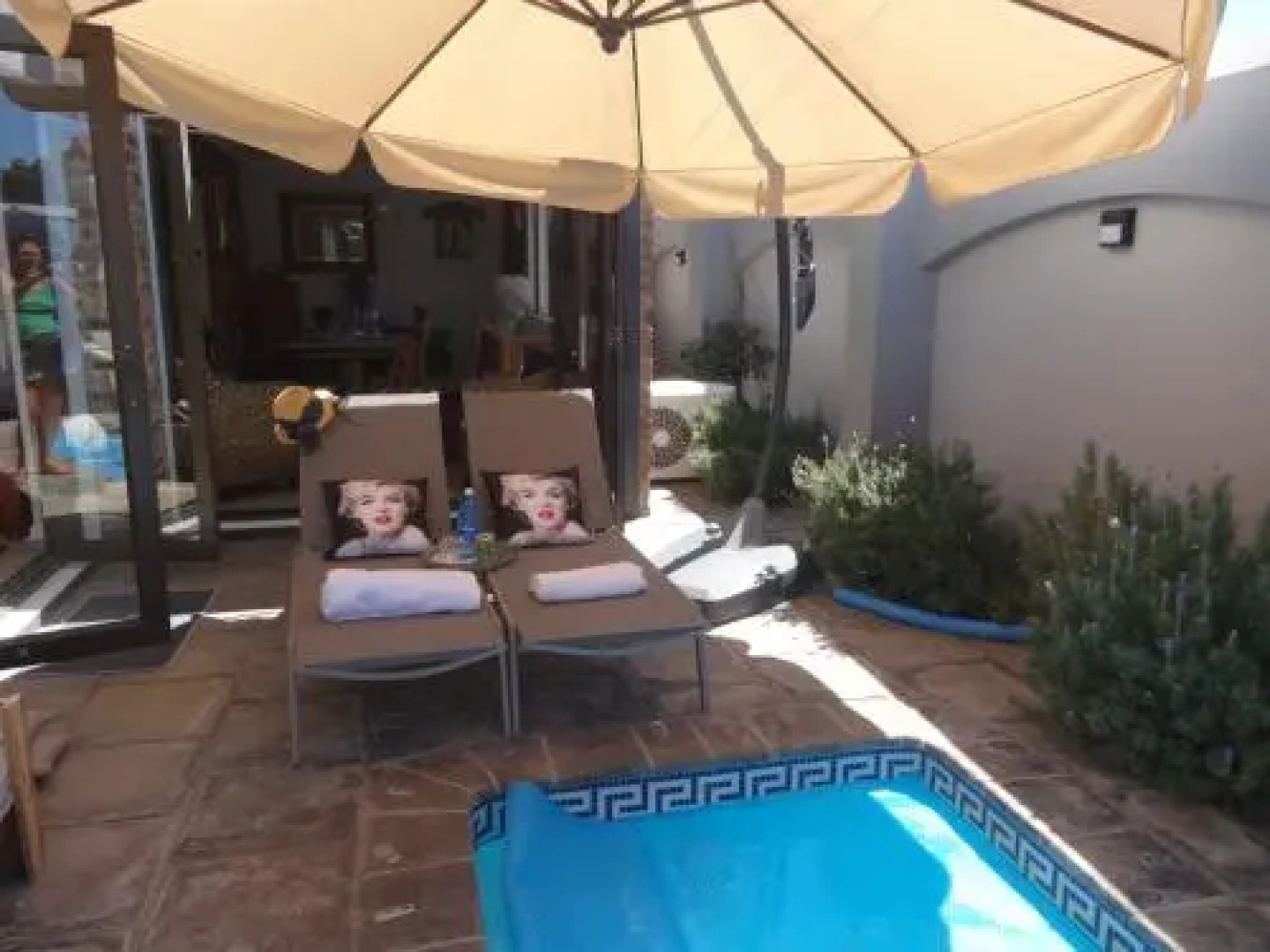 Oystercatcher Guest House