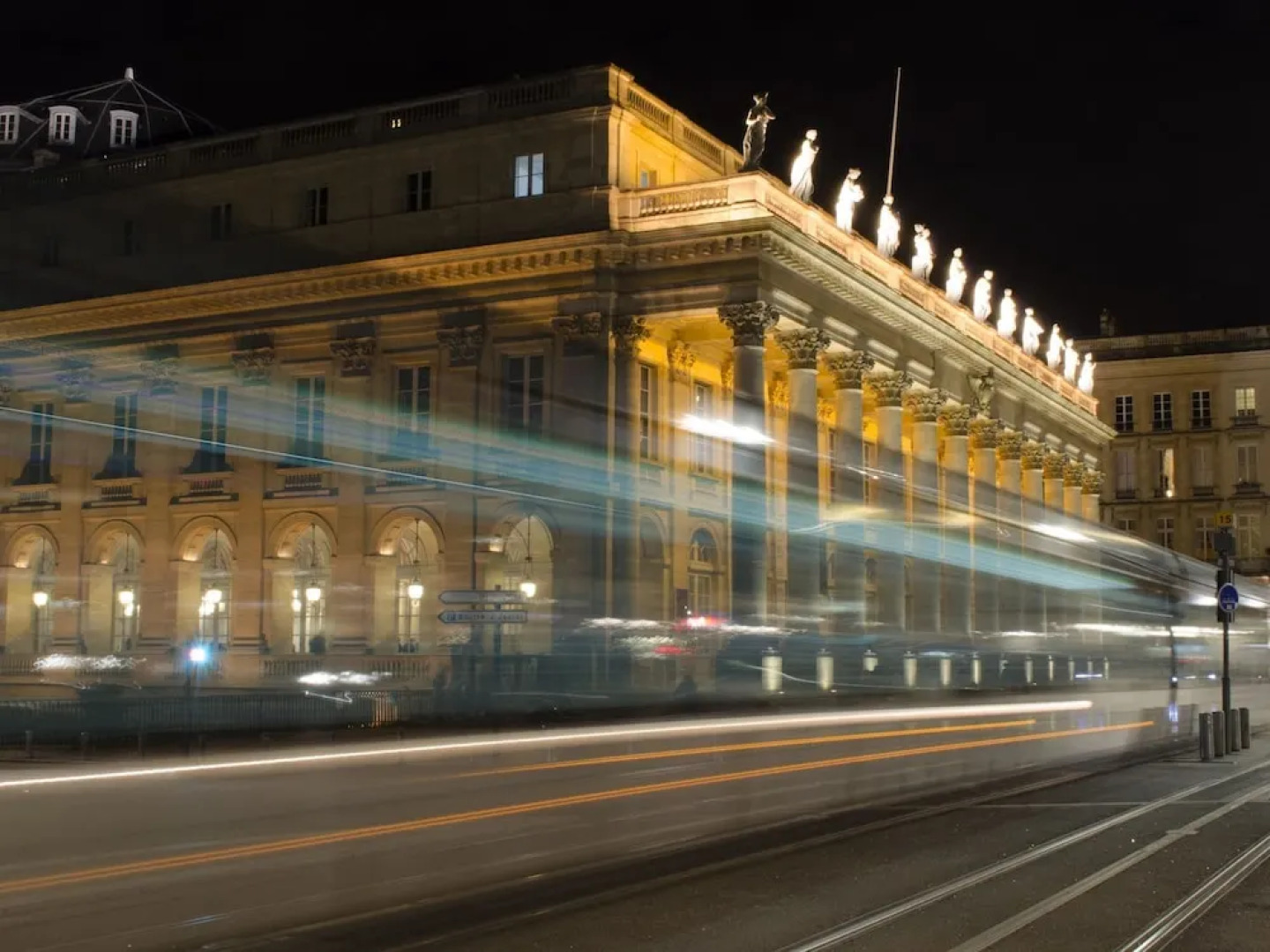 Luxurious Holiday Home in Gironde With Private Garden