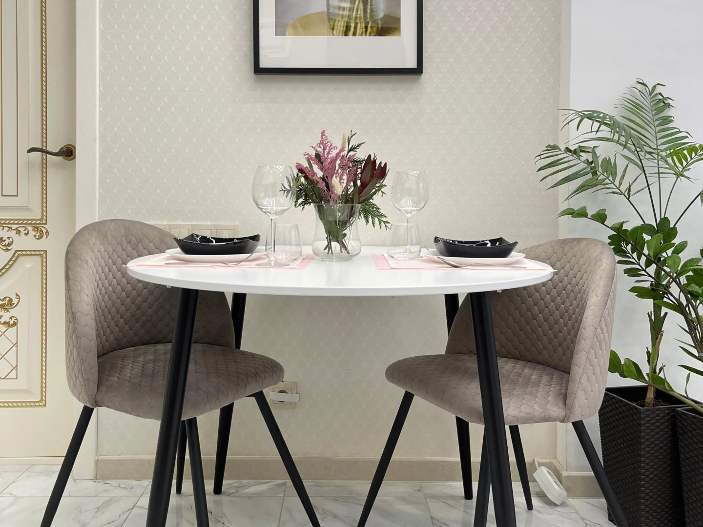 Сутки как дома на улице Дуси Ковальчук