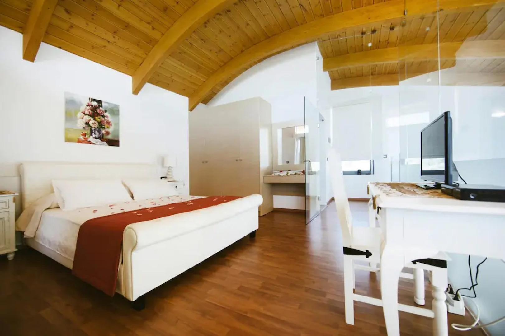 Semi-detached house, Lardos