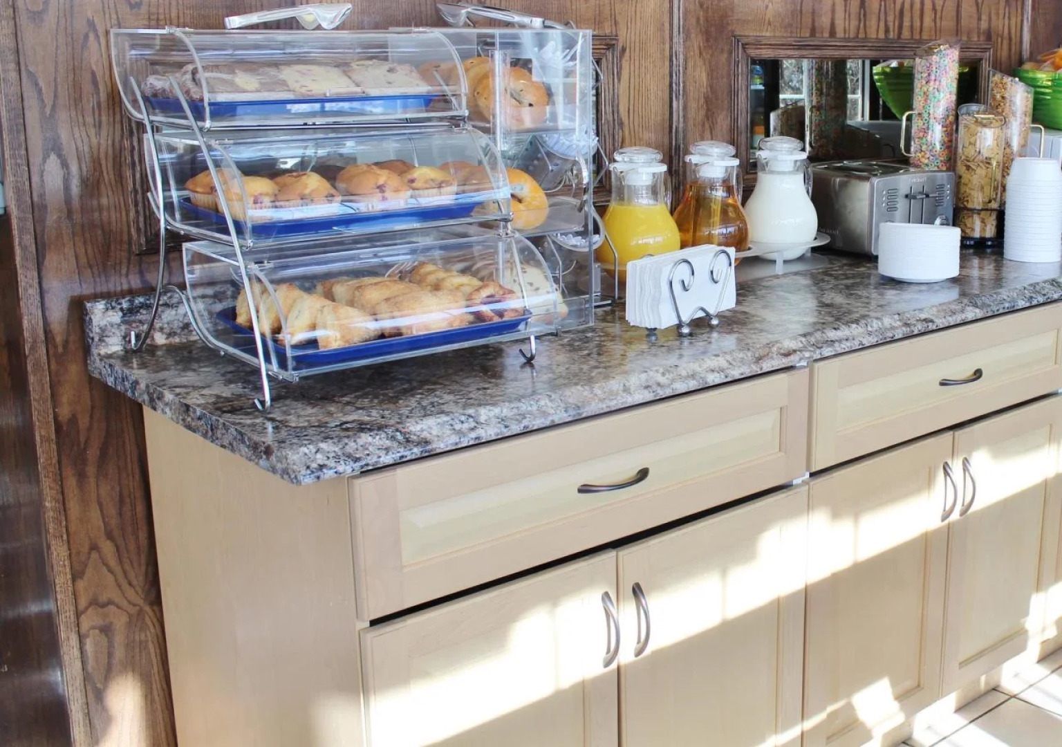 Canadas Best Value Inn