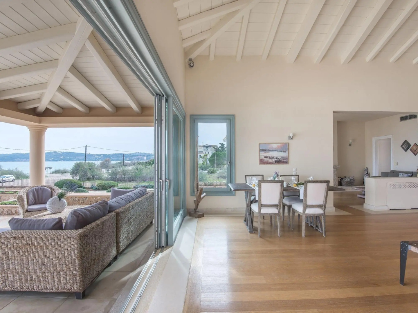 Beautiful Villa Near Sea in Peloponnese