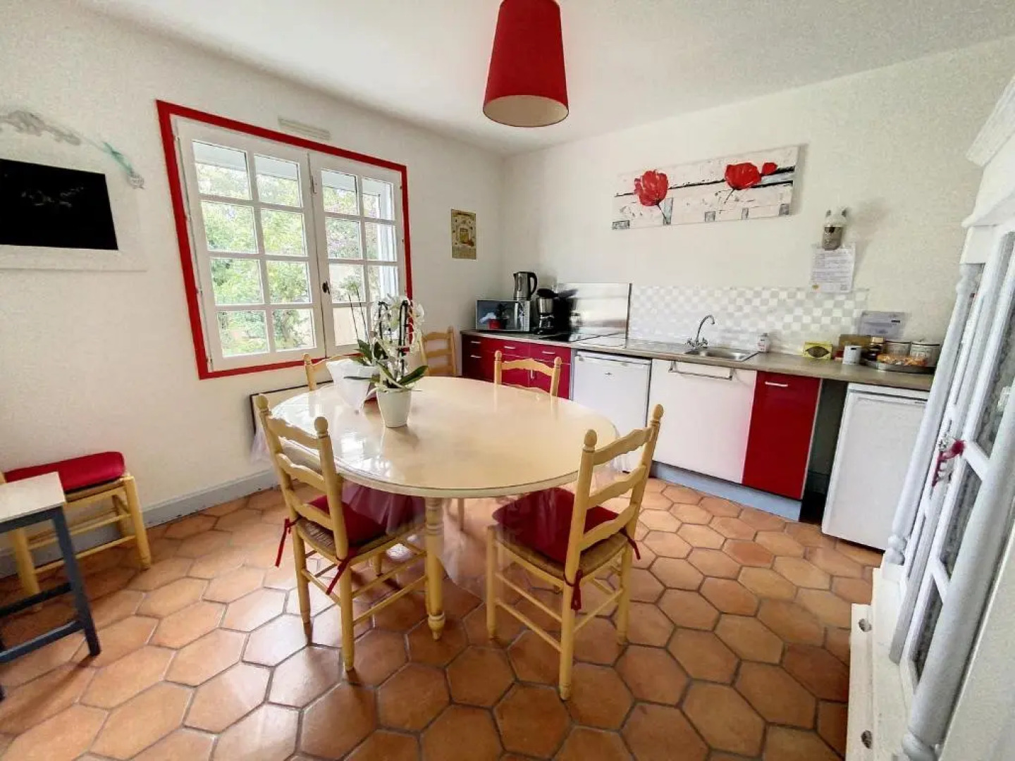 Villa miel et coquelicots