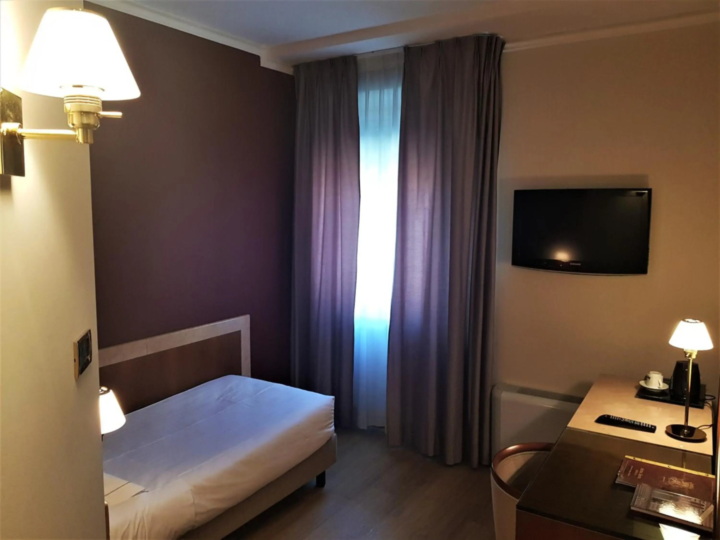 Hotel Astra Ferrara