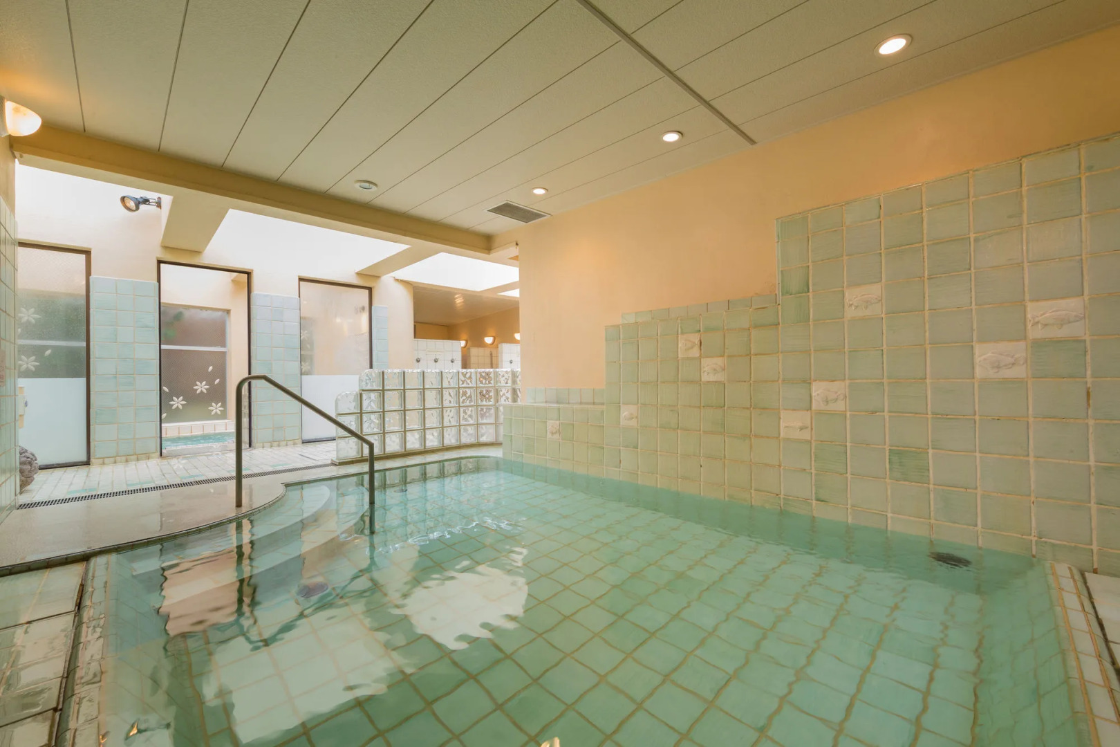 Poppy Springs Resort & Spa