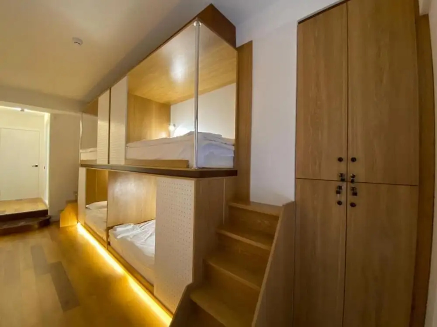 Отель The Tbilisi Pod