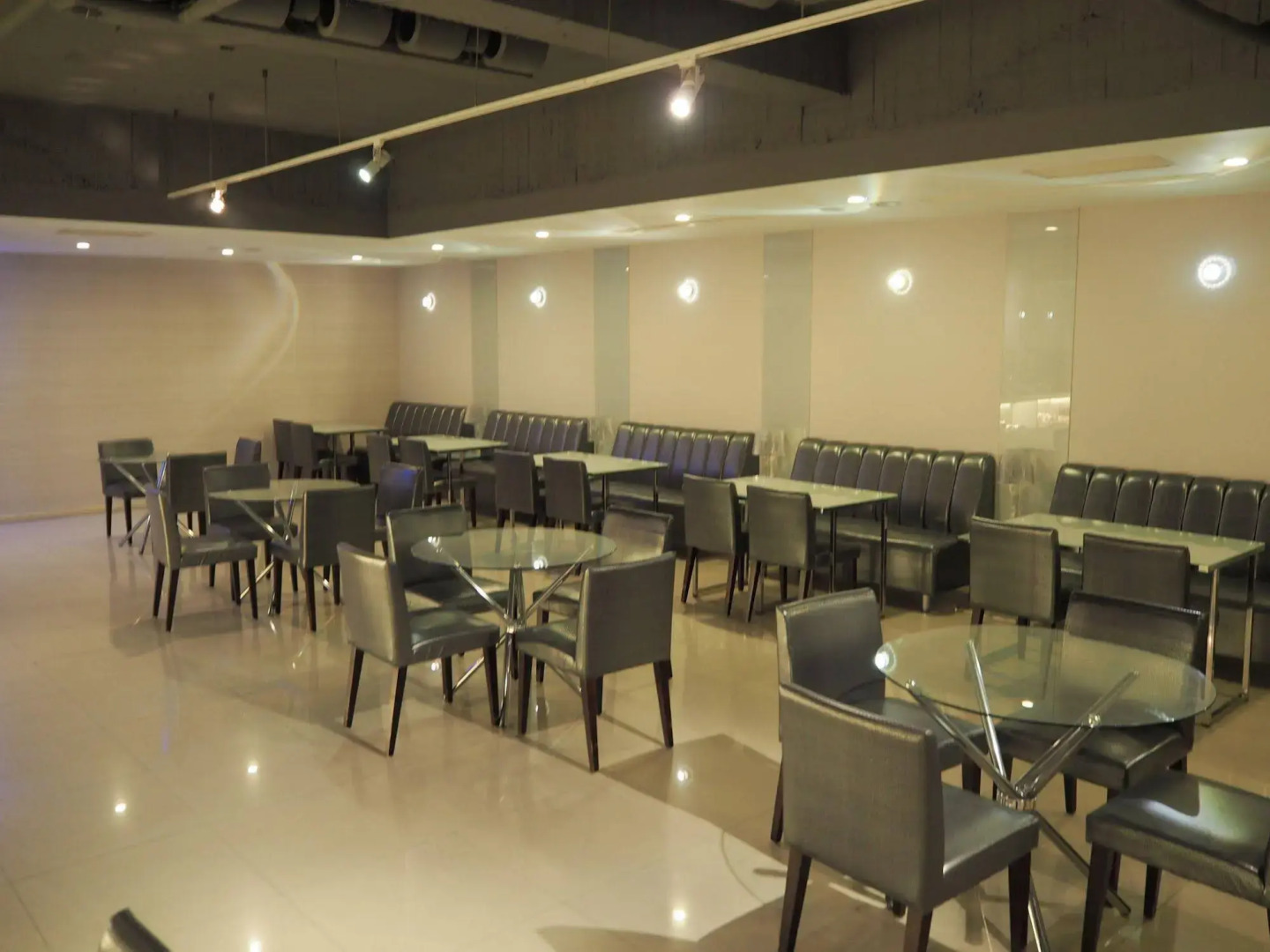 The Riverside Hotel Esthetics