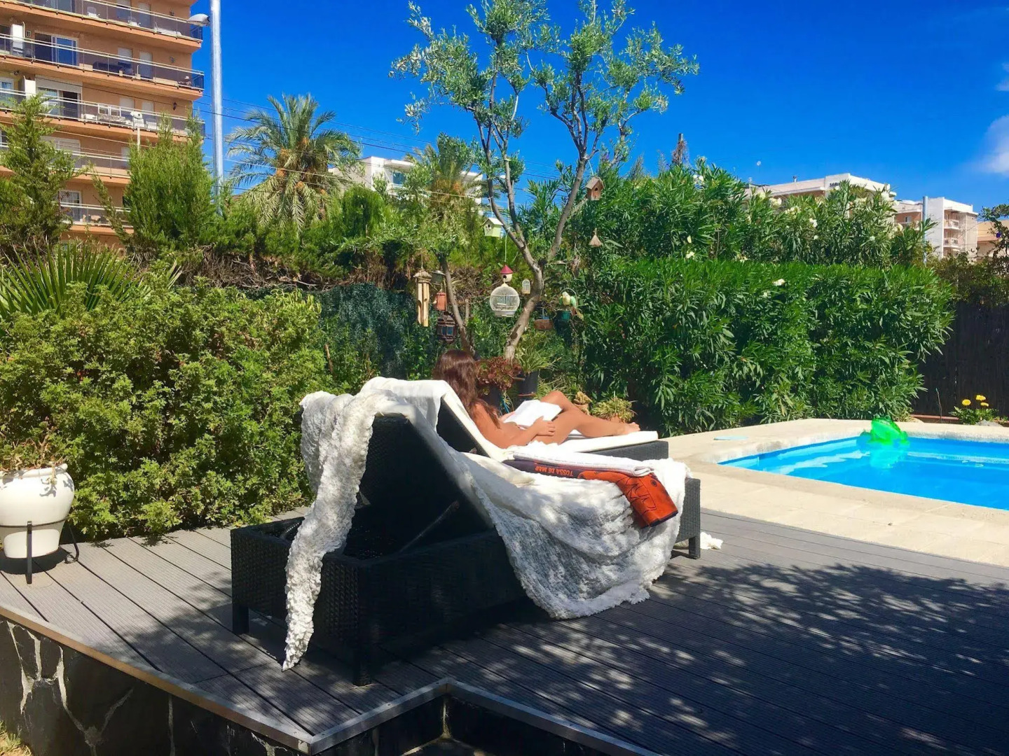 LUX Beach House Barcelona with Pool & Hot Tub, Beach Access