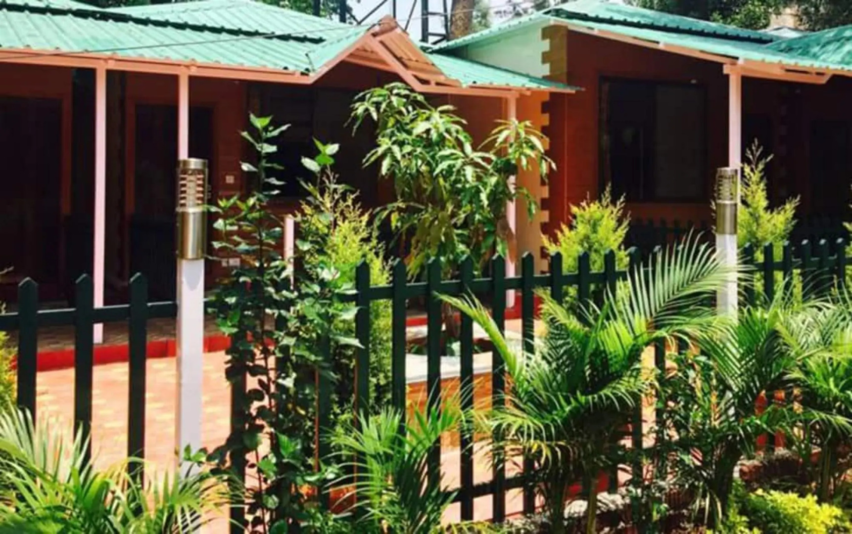 Panchgani Cottages