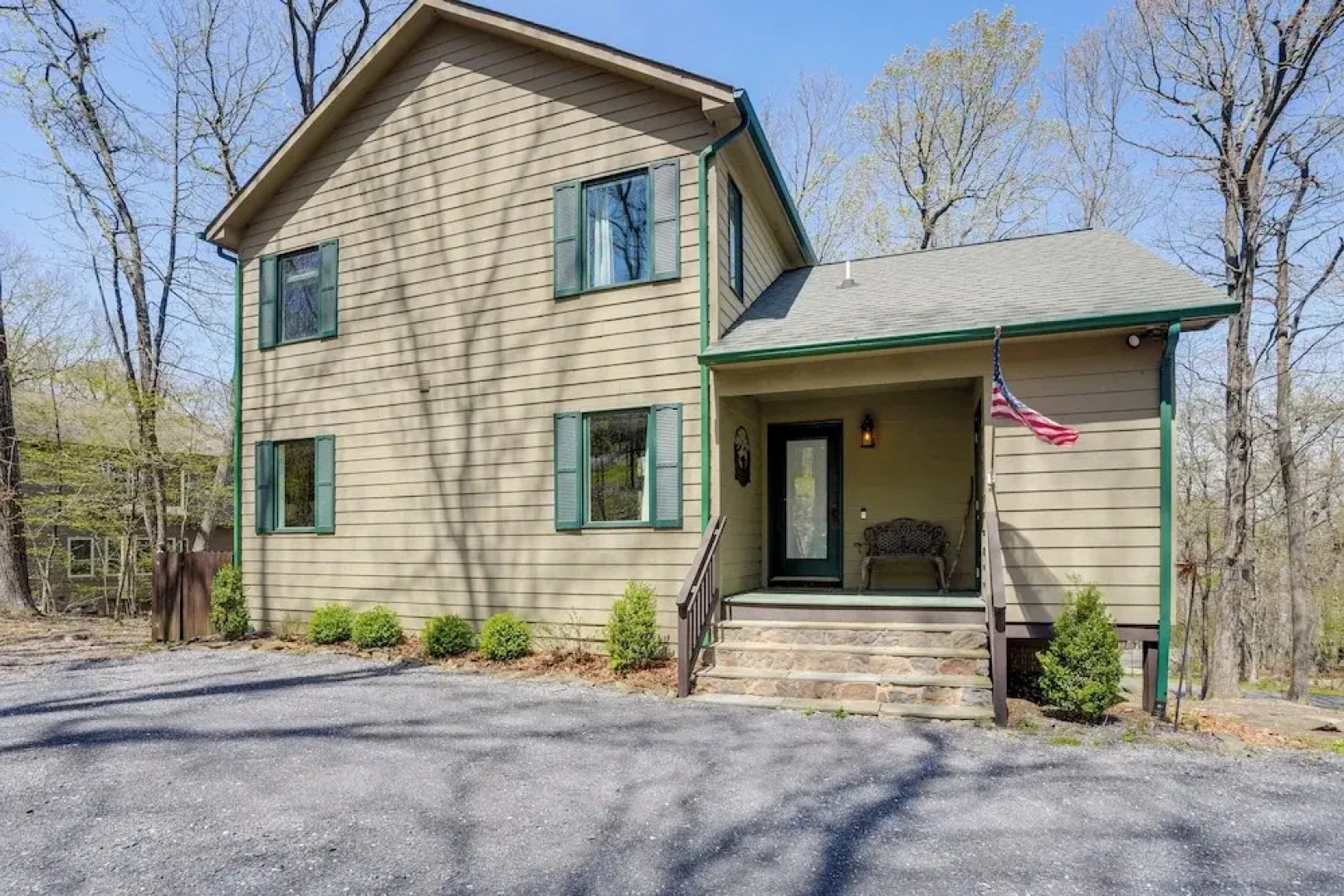 Stunning Wintergreen Resort Home: Ski & Golf!