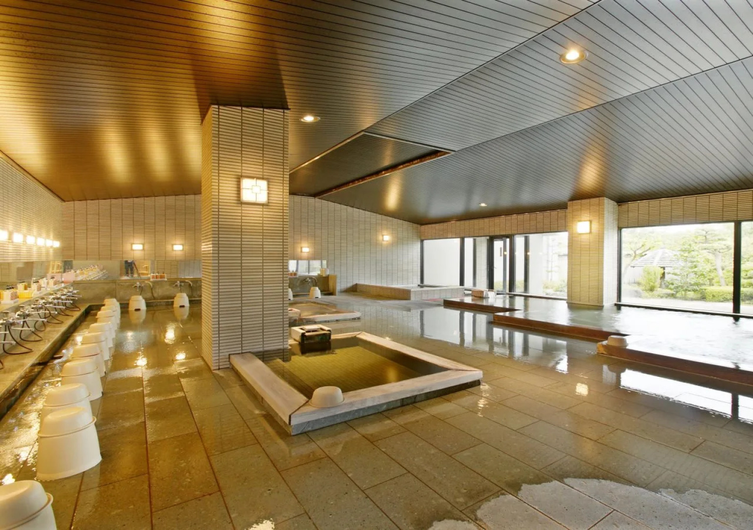 Ooedo Onsen Monogatari Premium Seiunkaku