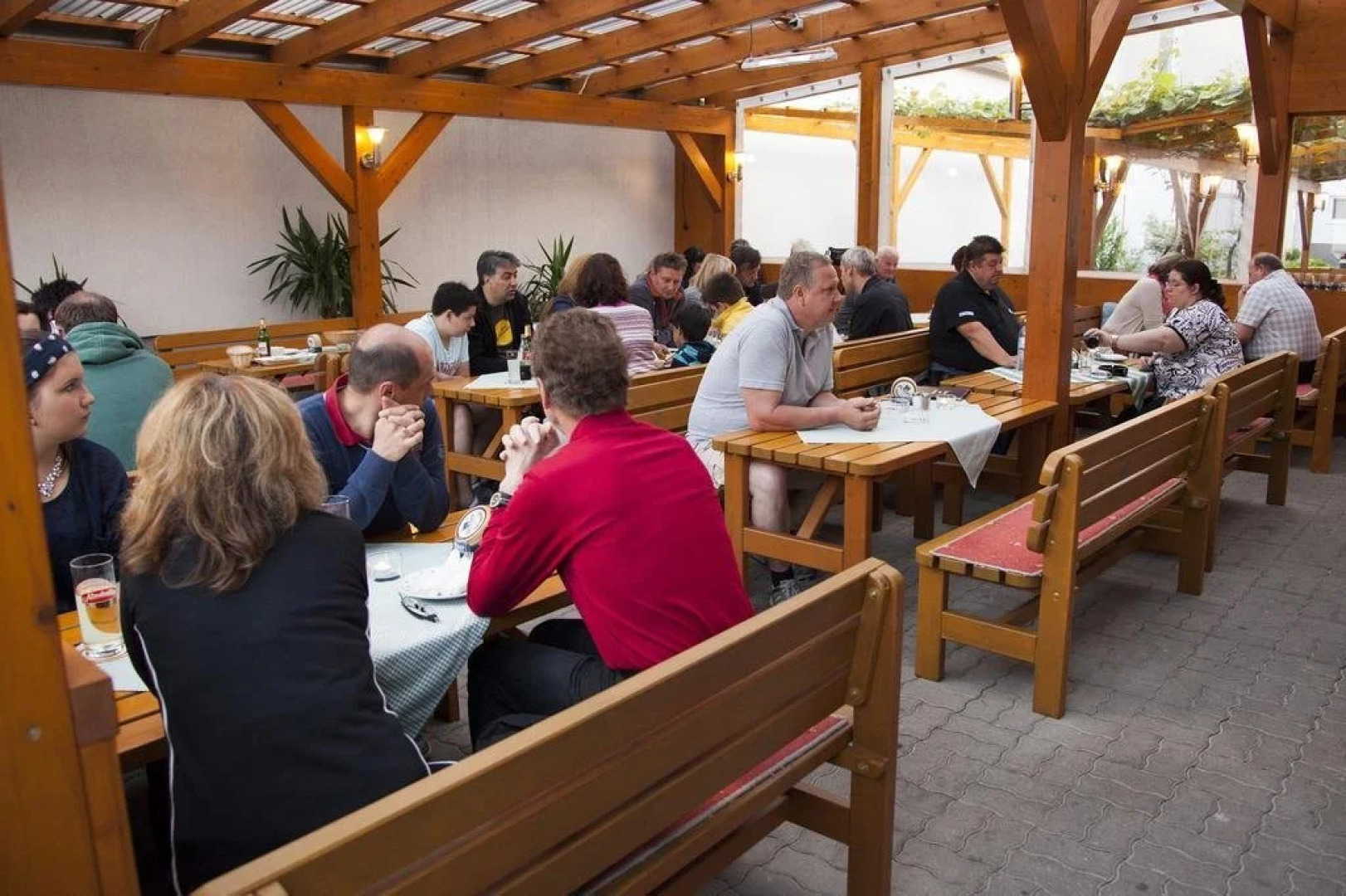 Apetloner - heurigerpensionboehm