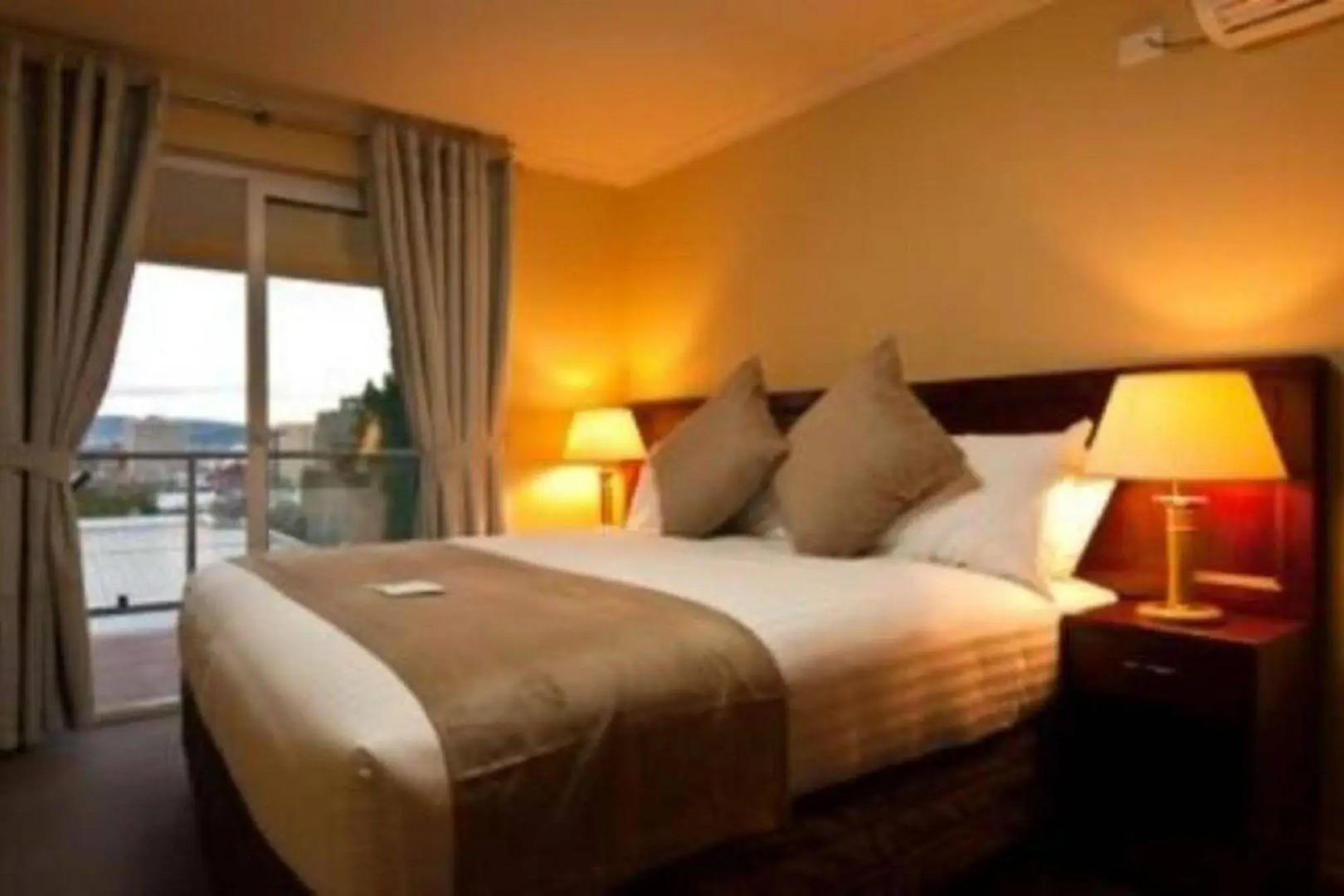 Hampden at Battery Point Apartments