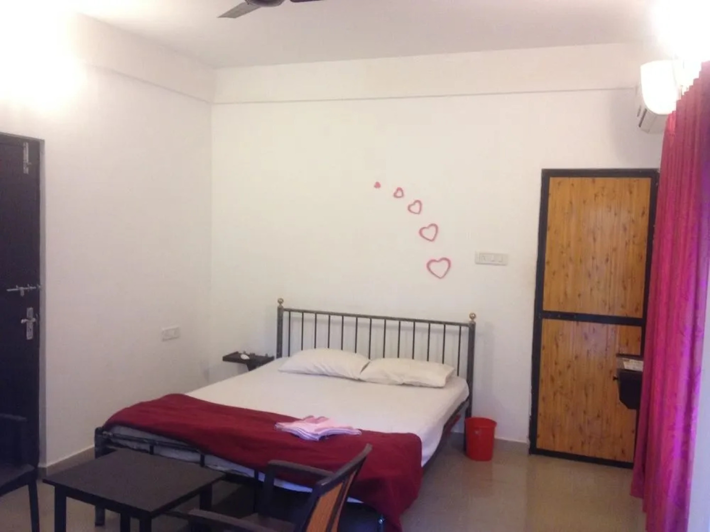 OYO 12252 New Arpora Inn