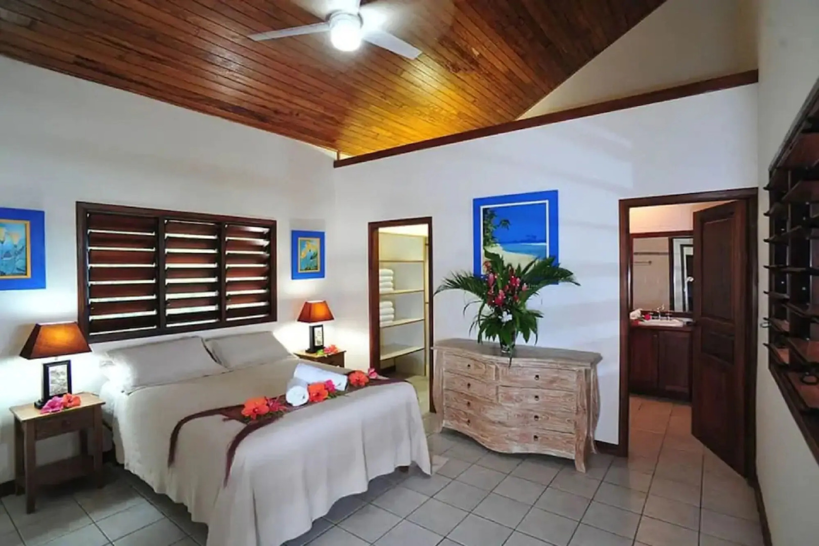 Poppys On The Lagoon