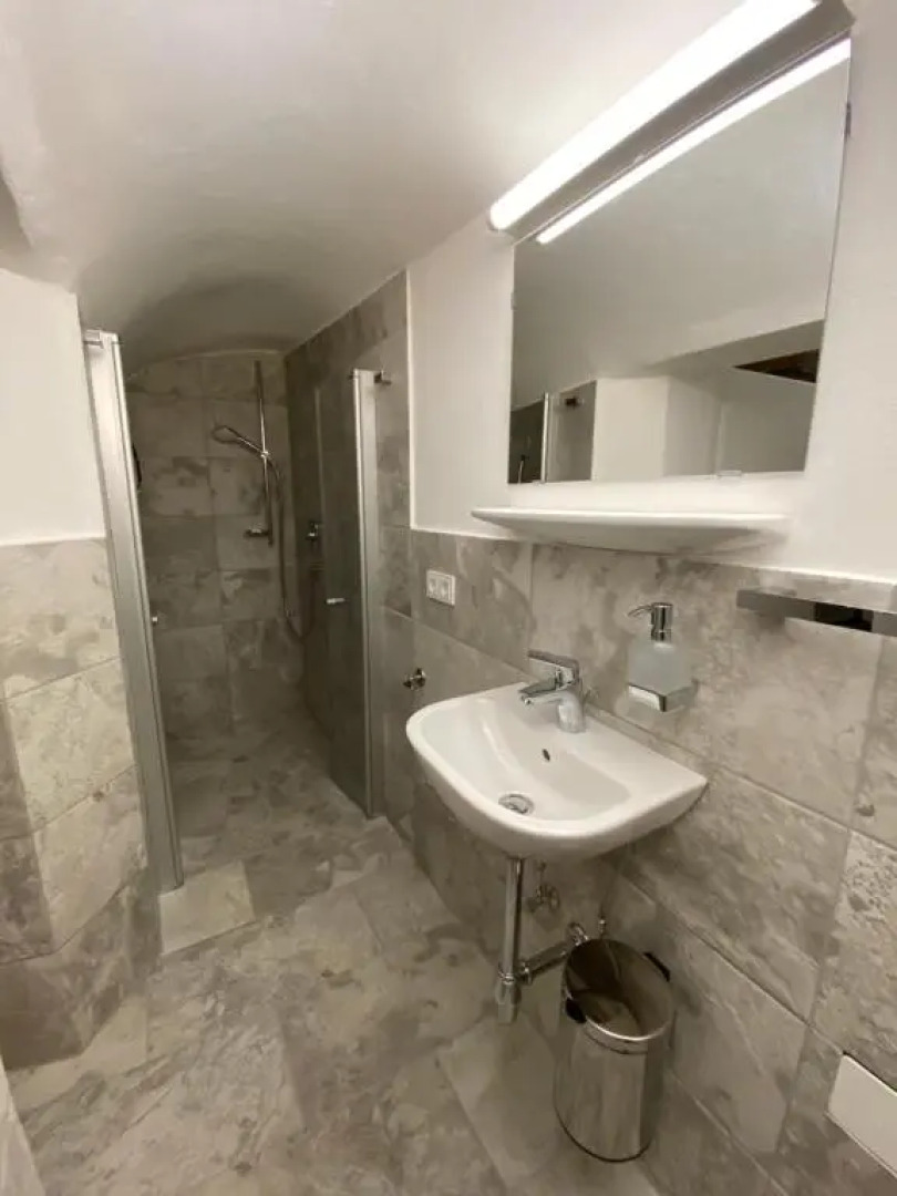 Cozy/Tiny/Creative living in a historical old town