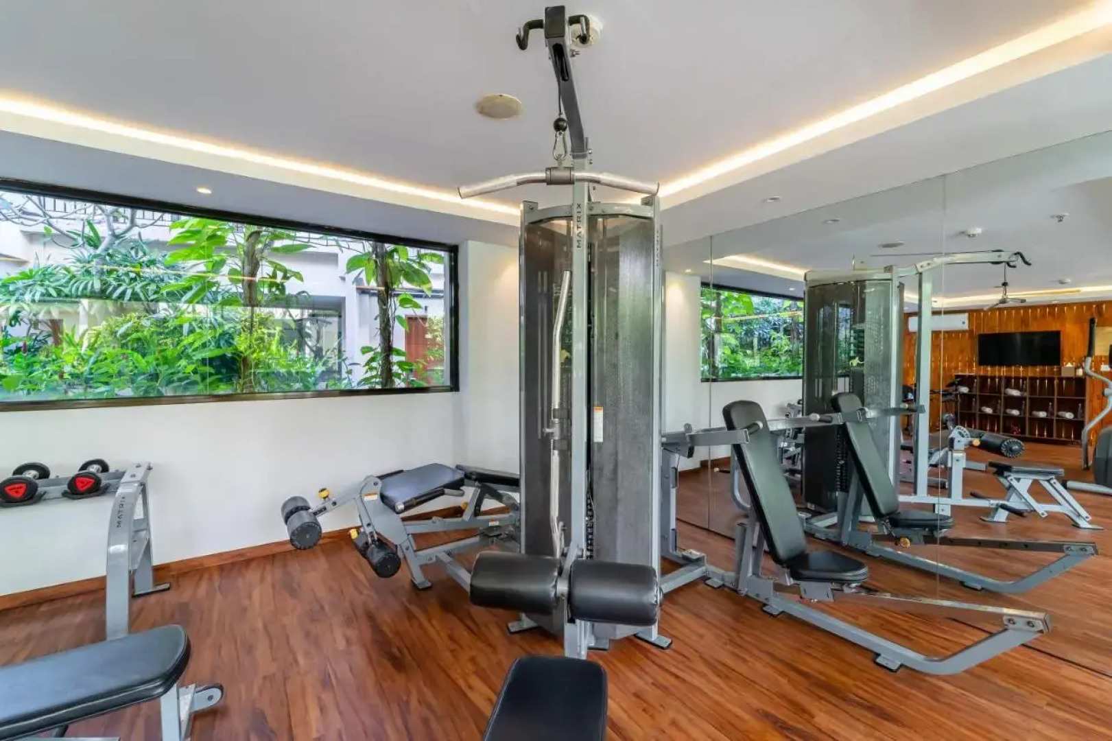 Cross Vibe Paasha Atelier Bali Kuta