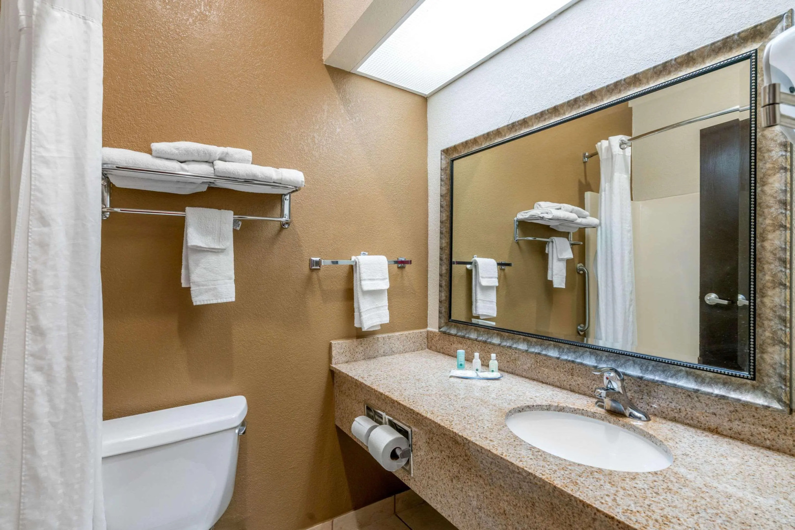 Quality Inn & Suites Jefferson City