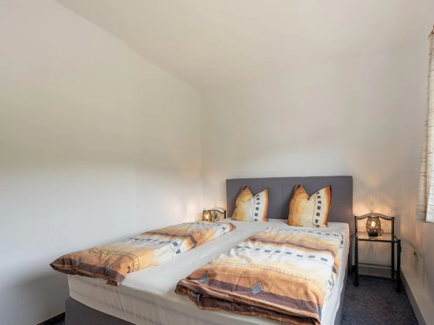 Grosse Gruppenunterkunft im Nationalpark Eifel mit Bar und Terrasse