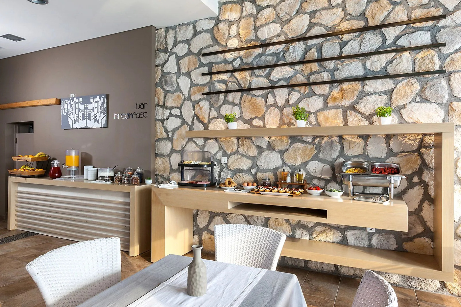 Memories Beach Hotel