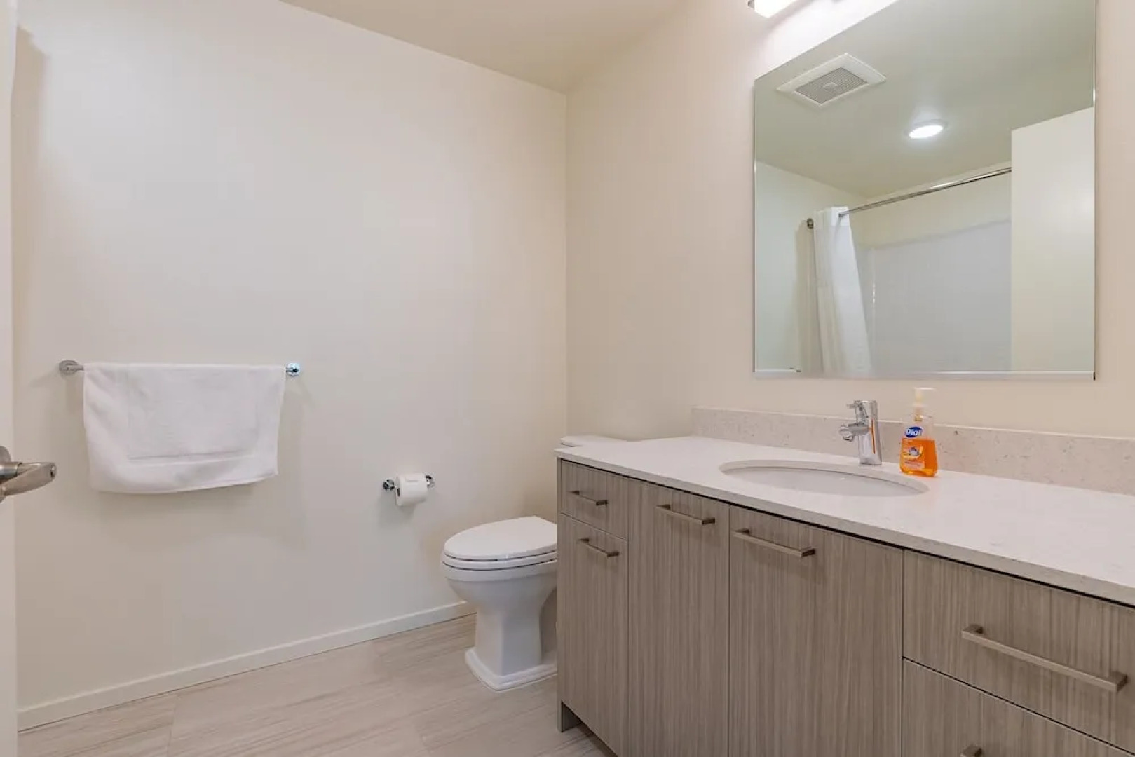 Sophari  Mercer Island Apartments