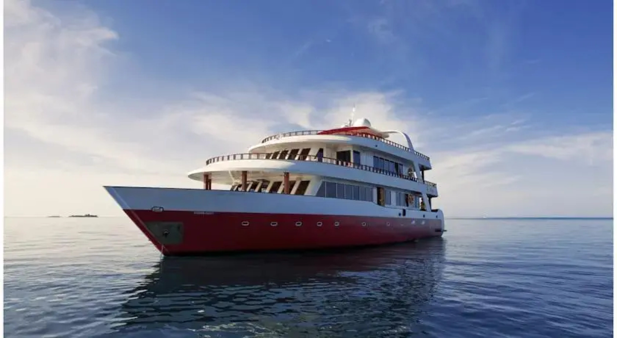 Theia Liveaboard