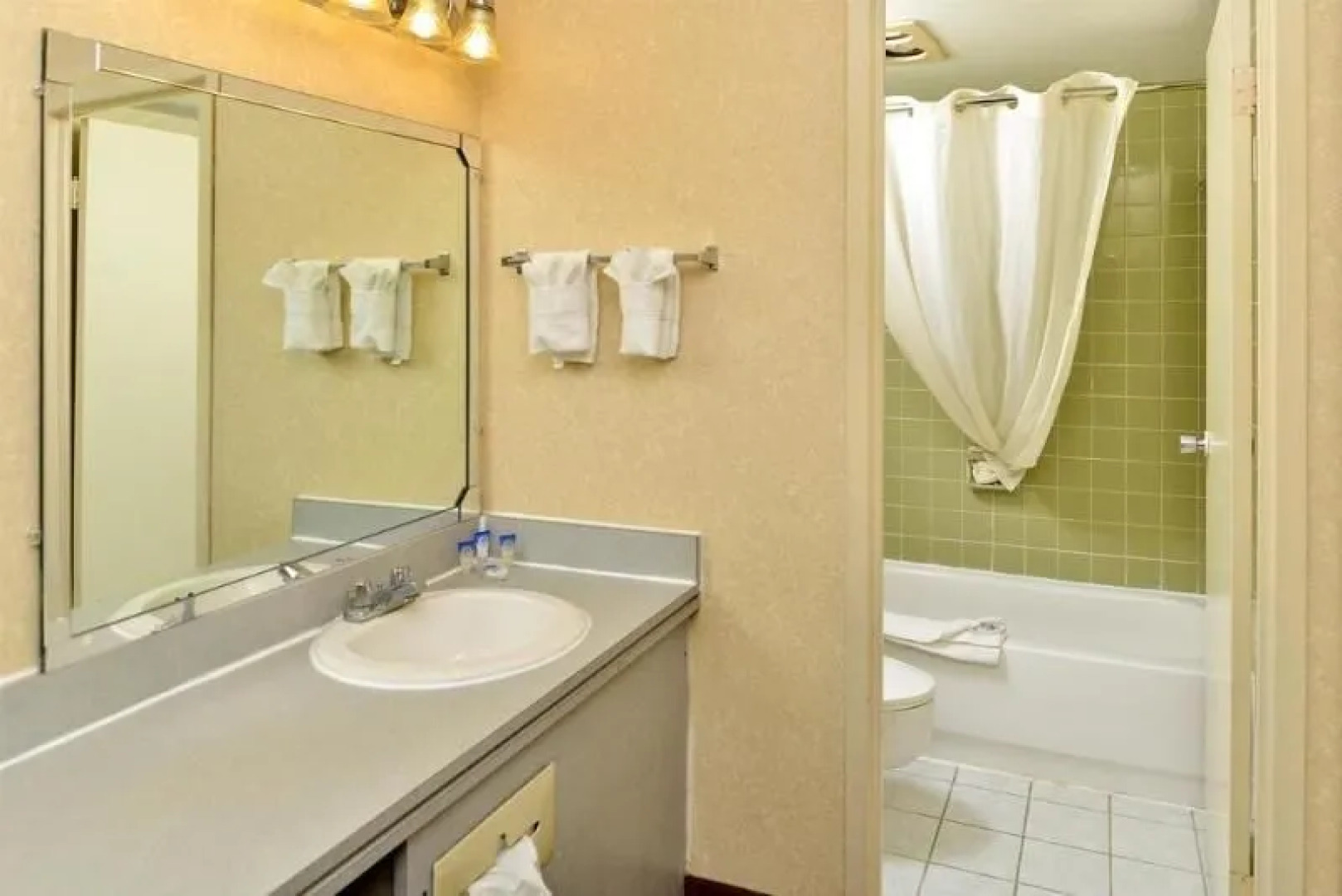 Baymont By Wyndham Northwood