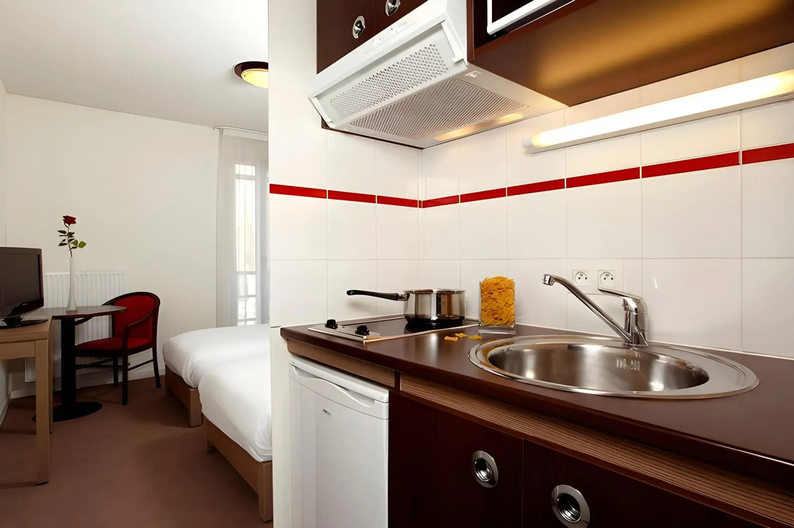 Appart'City Confort Paris Clichy Mairie