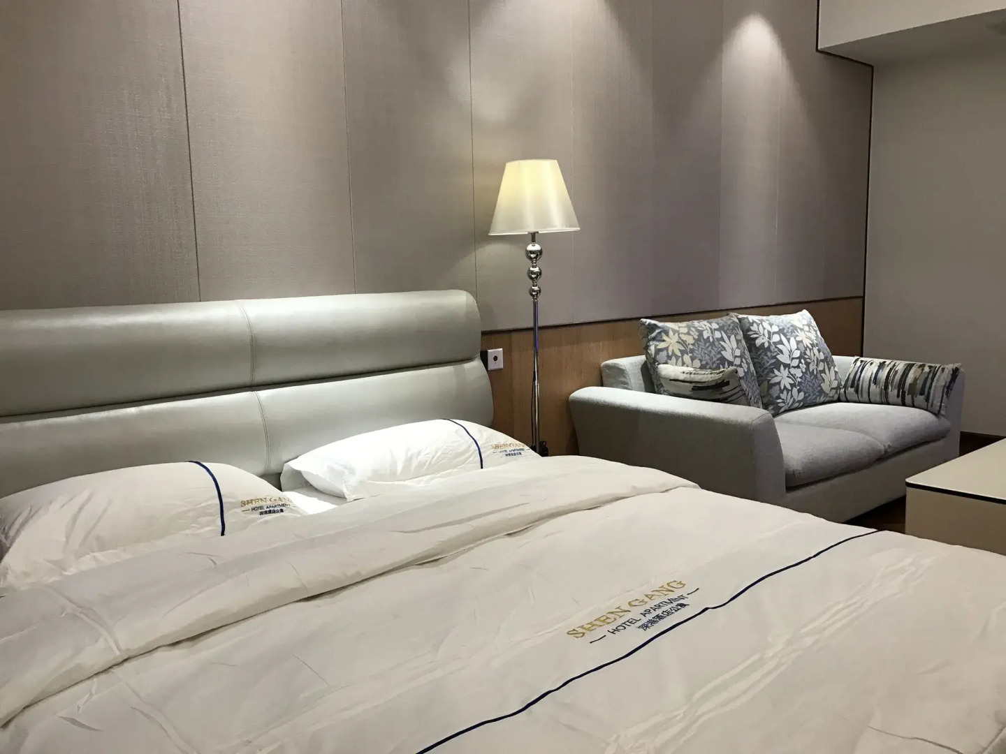Shengang Executive Apartment Shenzhen