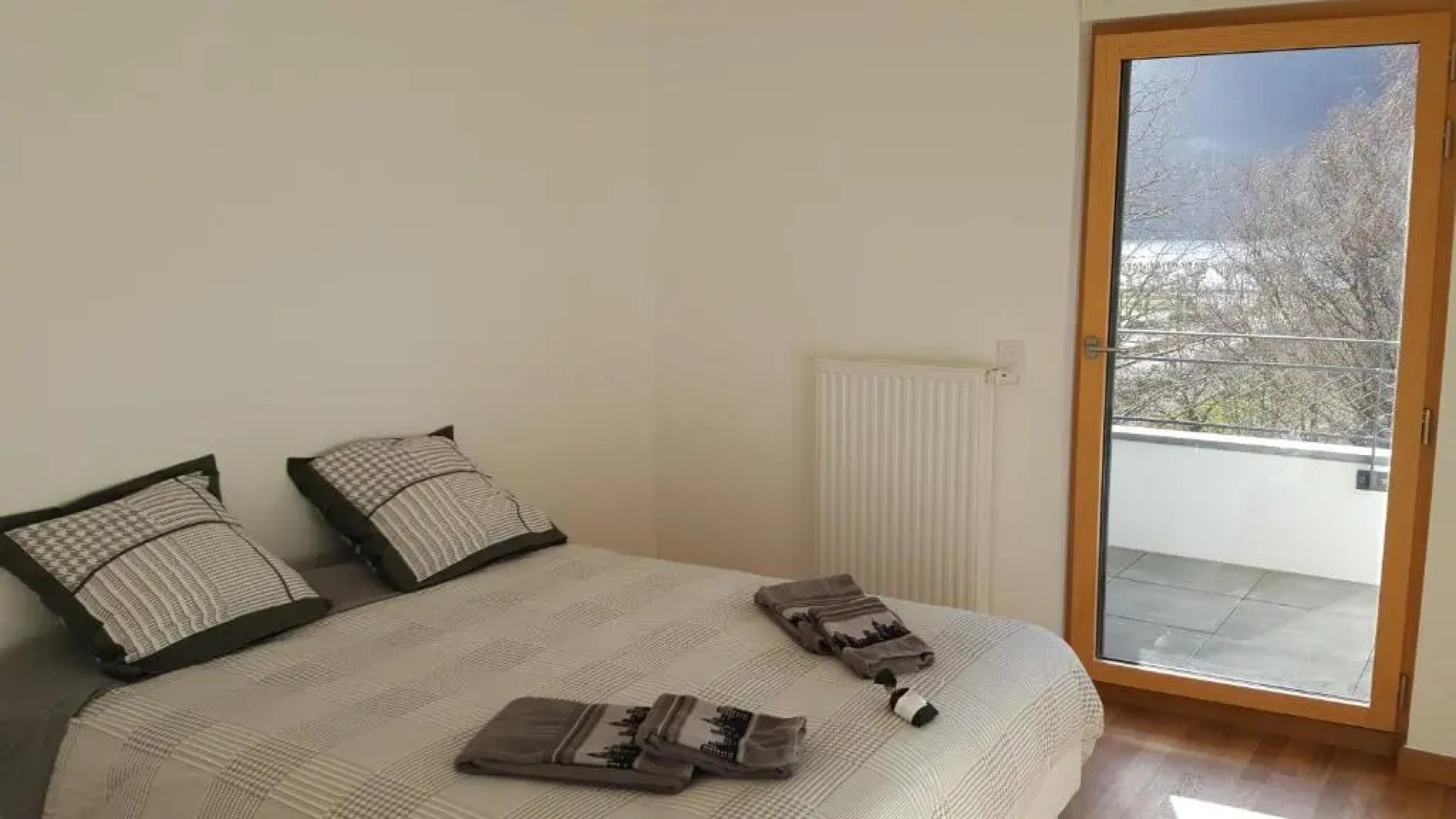 Les Picaillons - A 200m du lac