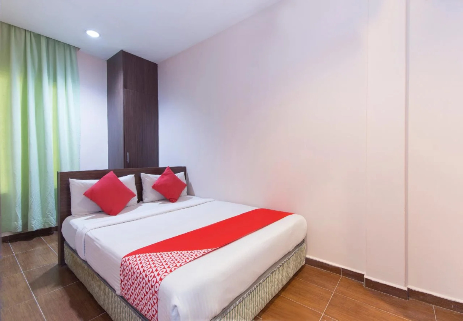 OYO 109 V'la Park Hotel