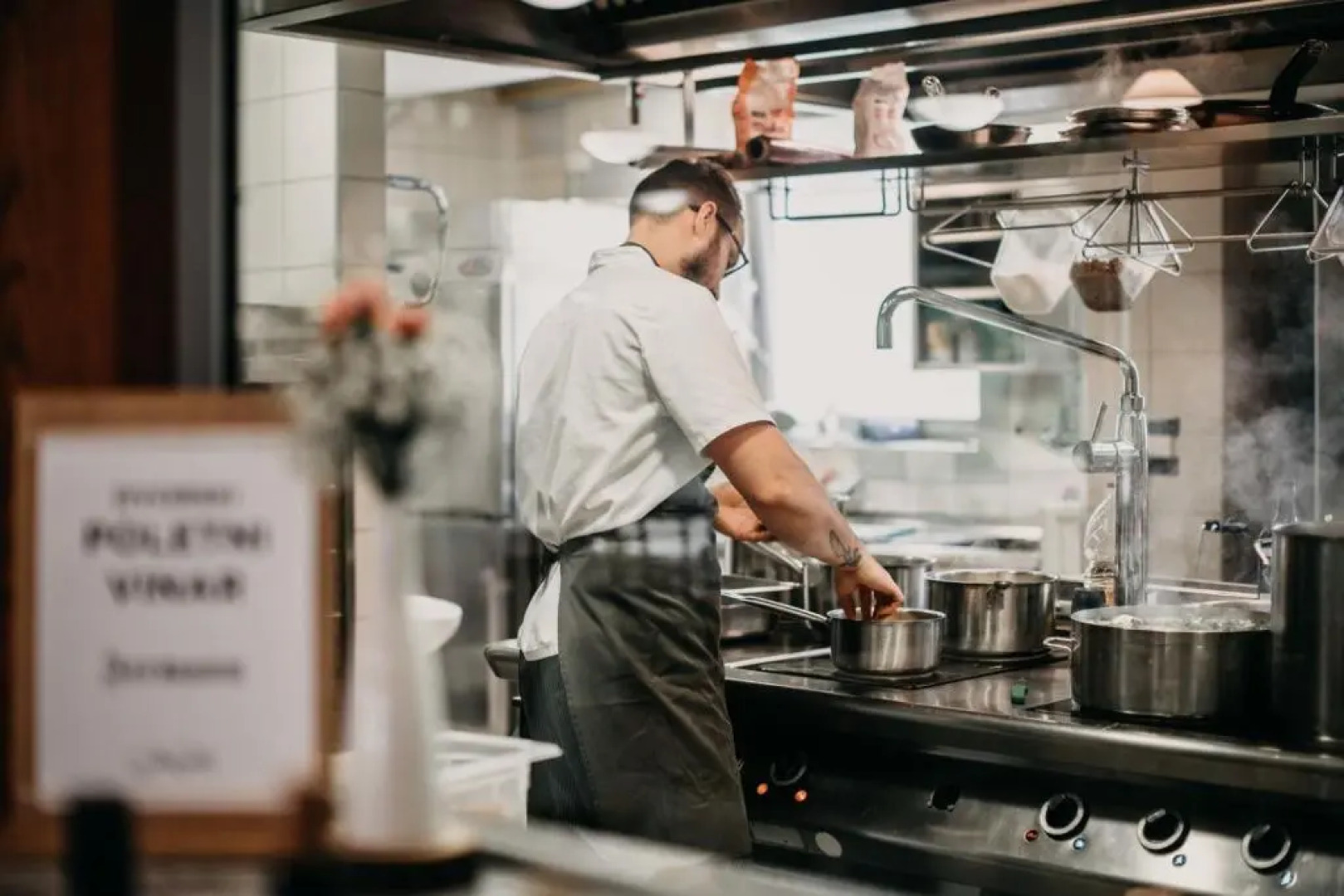 Dvor Jezeršek Brnik