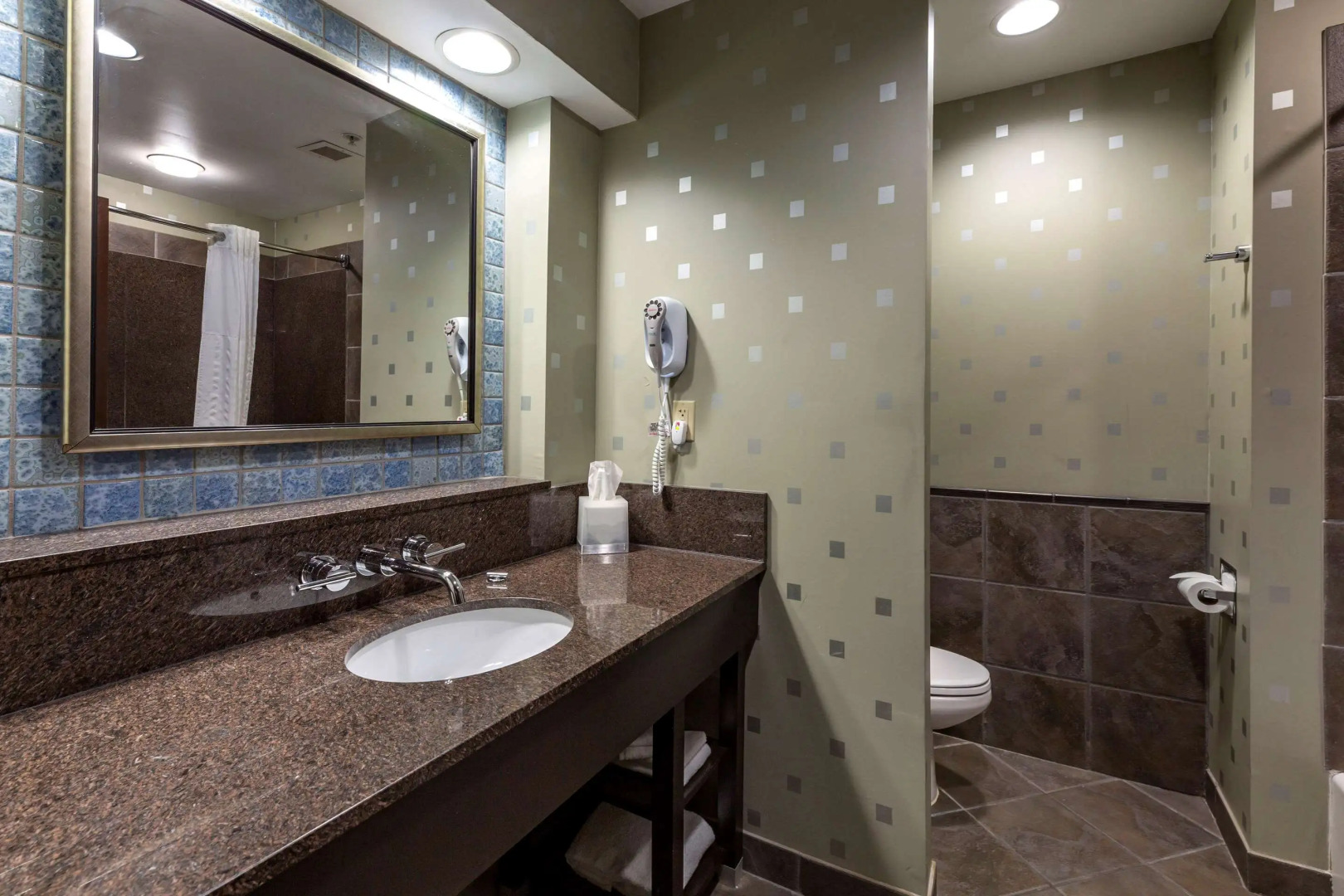 Comfort Suites Perrysburg - Toledo South