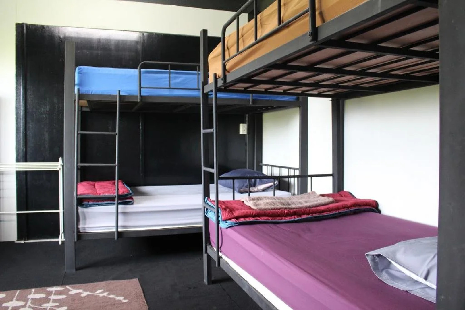 Mayom Hostel Phetchaburi