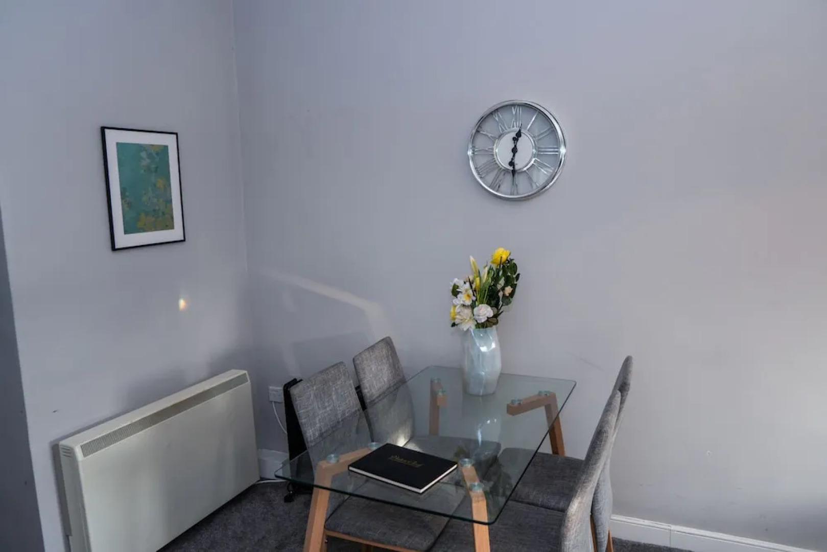 The White House Apartments