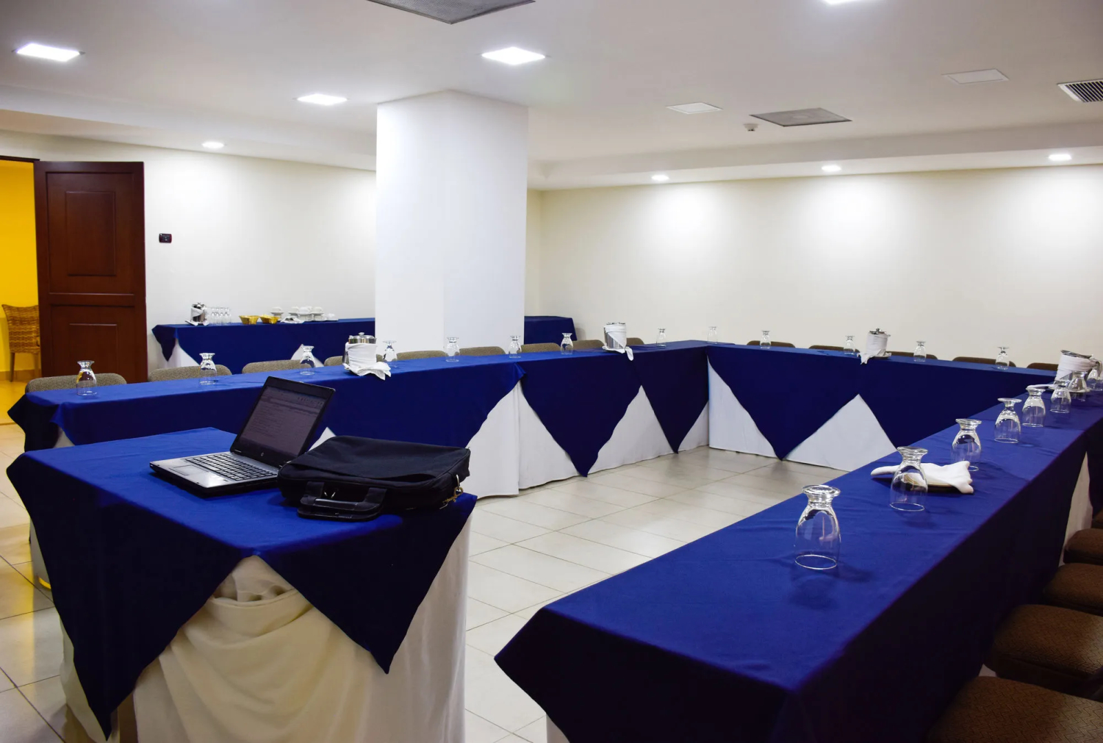 Hotel Gardenia Inn