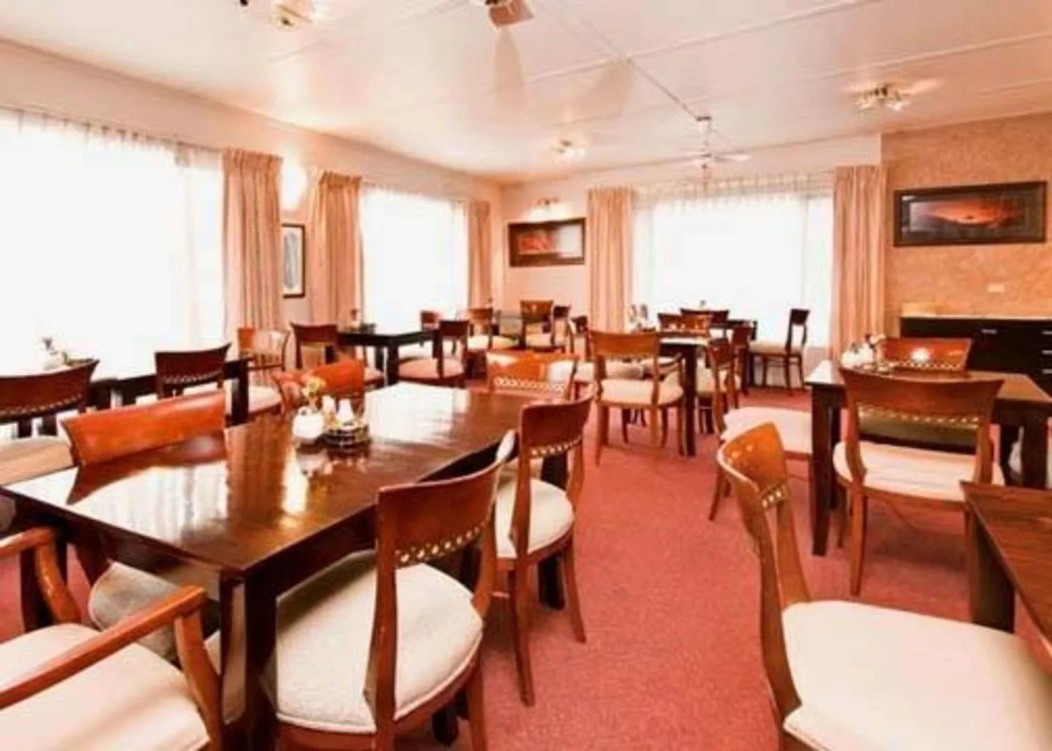 Country Plaza Queanbeyan